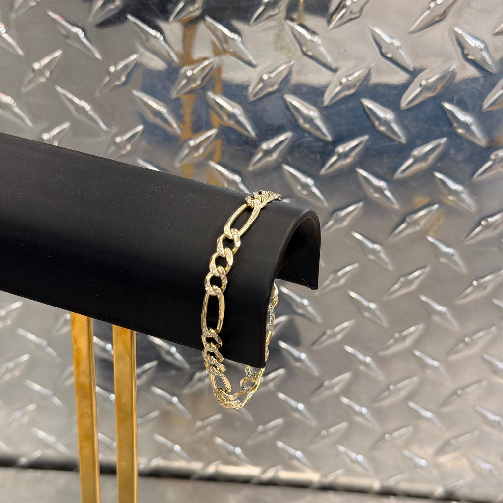 14K Yellow Gold Diamond Cut Figaro Bracelet