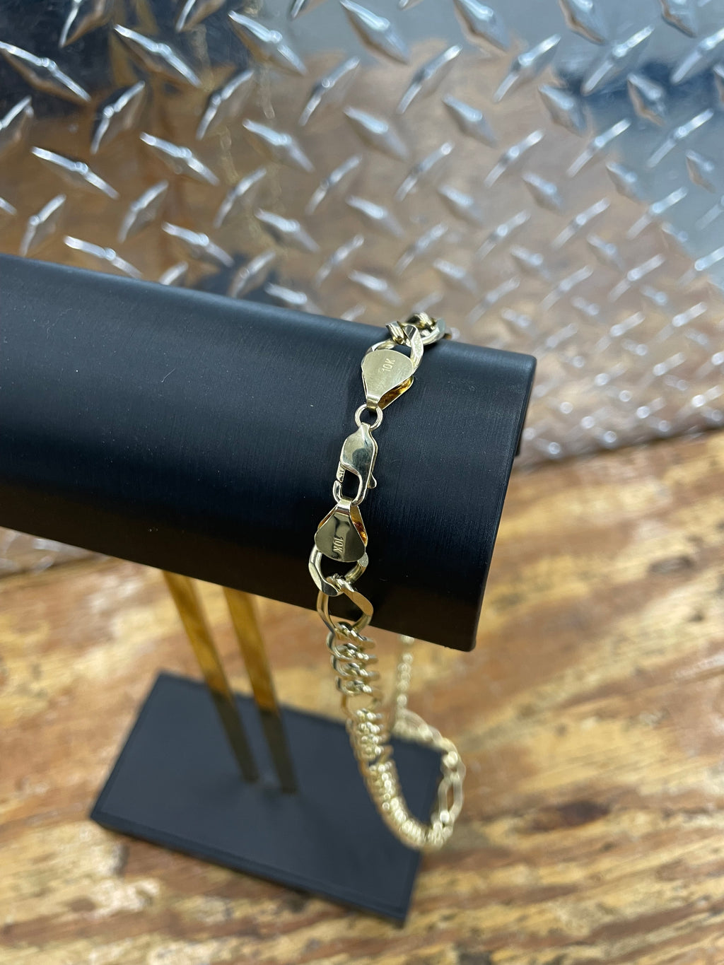 10K Yellow Gold Solid Figaro Necklace