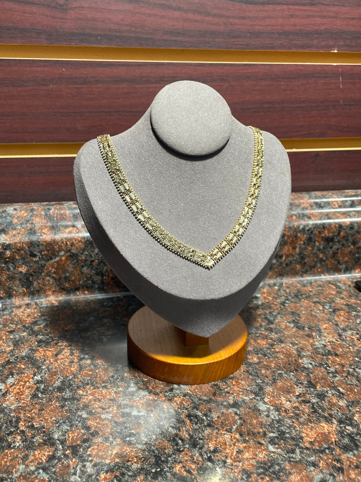 14K Yellow Gold Mesh Link Necklace