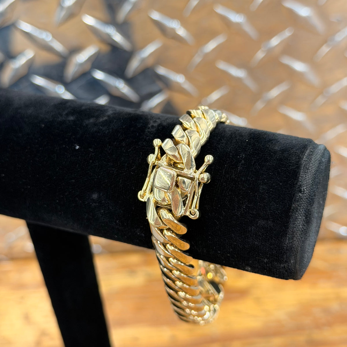 10K Yellow Gold Solid Cuban Link Bracelet 66.2 Grams
