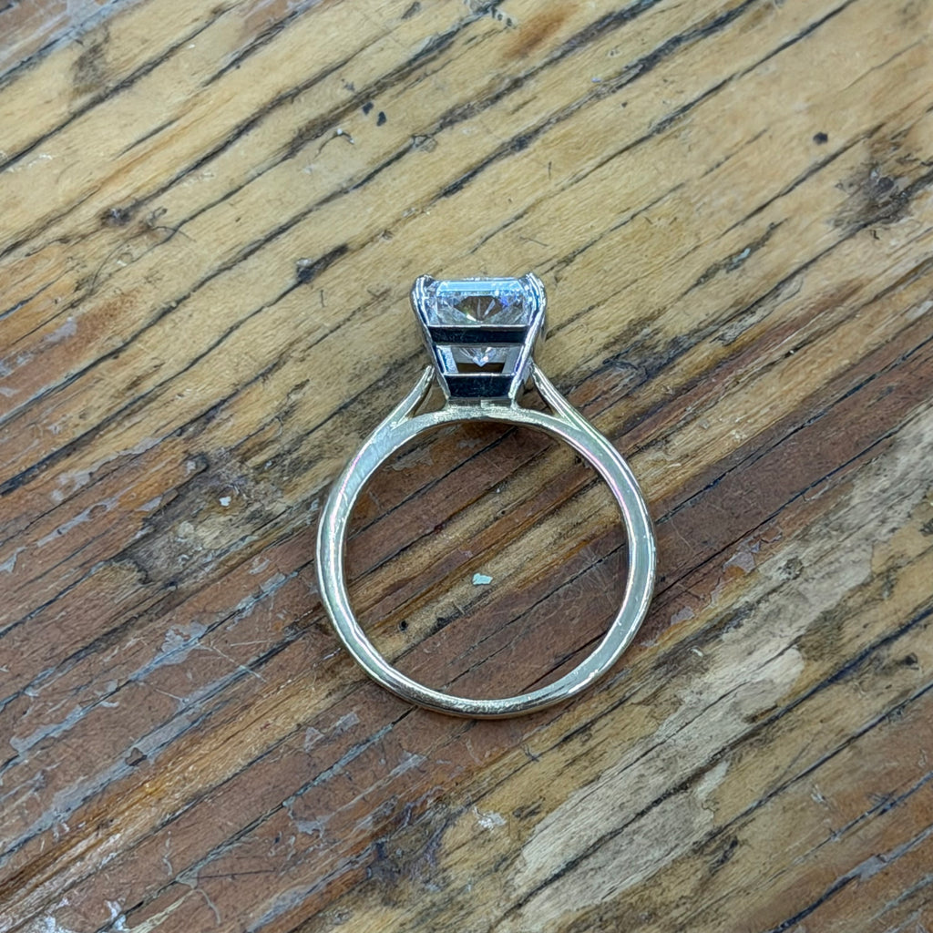 14K Yellow Gold 3CT Emerald Cut Solitaire Diamond