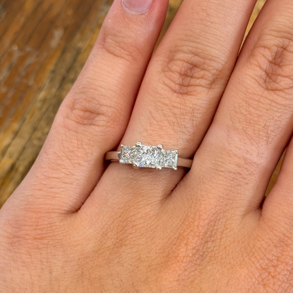 18K Women’s Princess Cut Natural Diamond Engagement Ring 1 CTTW