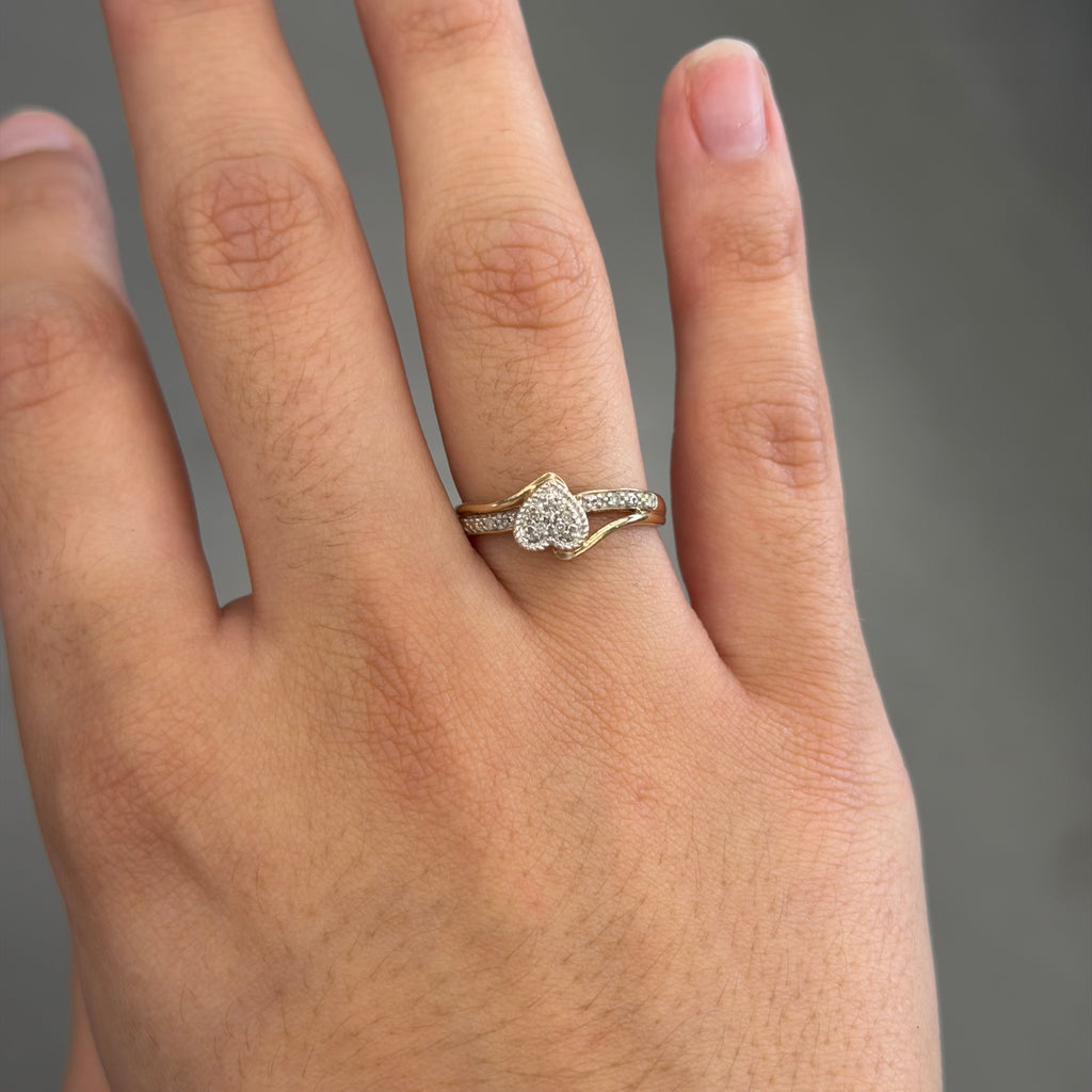Women’s 10K Yellow Golf Heart Ring With Diamonds