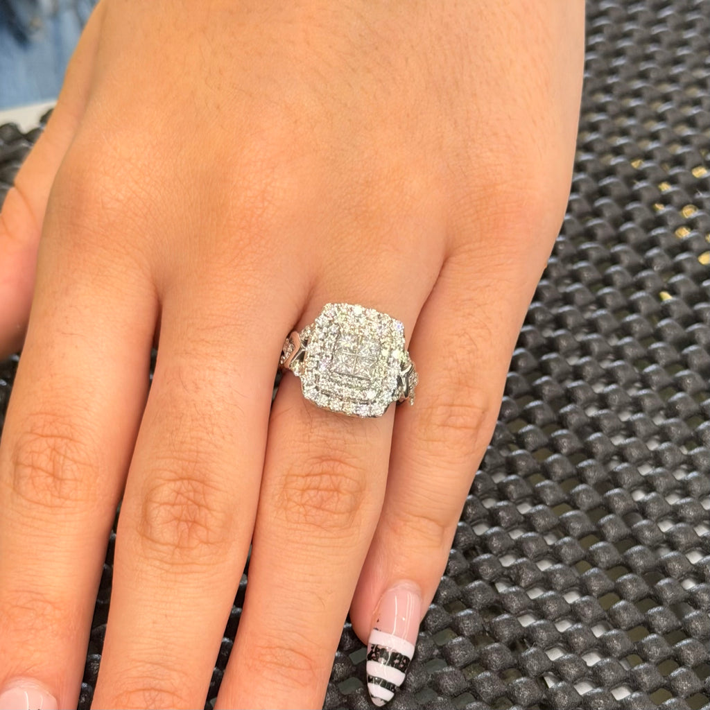 Women’s 14K White Gold Princess and Round Natural Diamond Cluster Ring