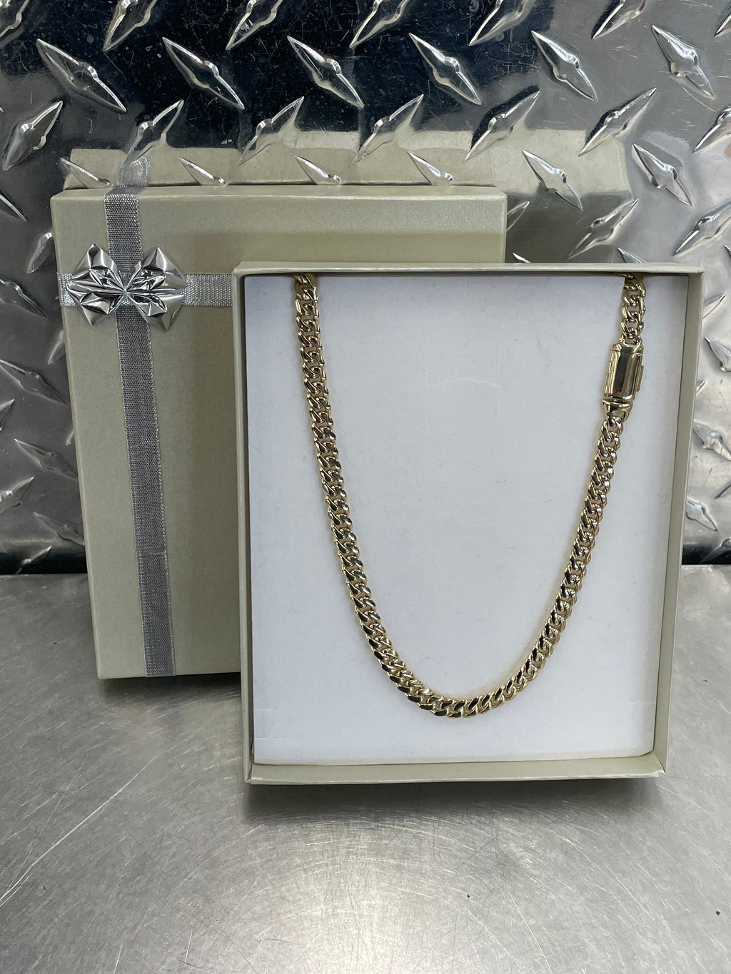 10K Yellow Gold Solid Cuban Link Necklace