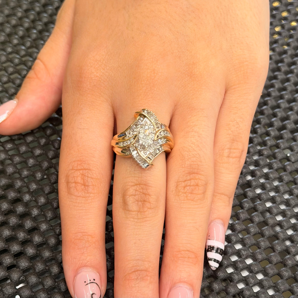 Women’s 10K Yellow Gold Natural Diamond Cluster Ring 1 CT TW