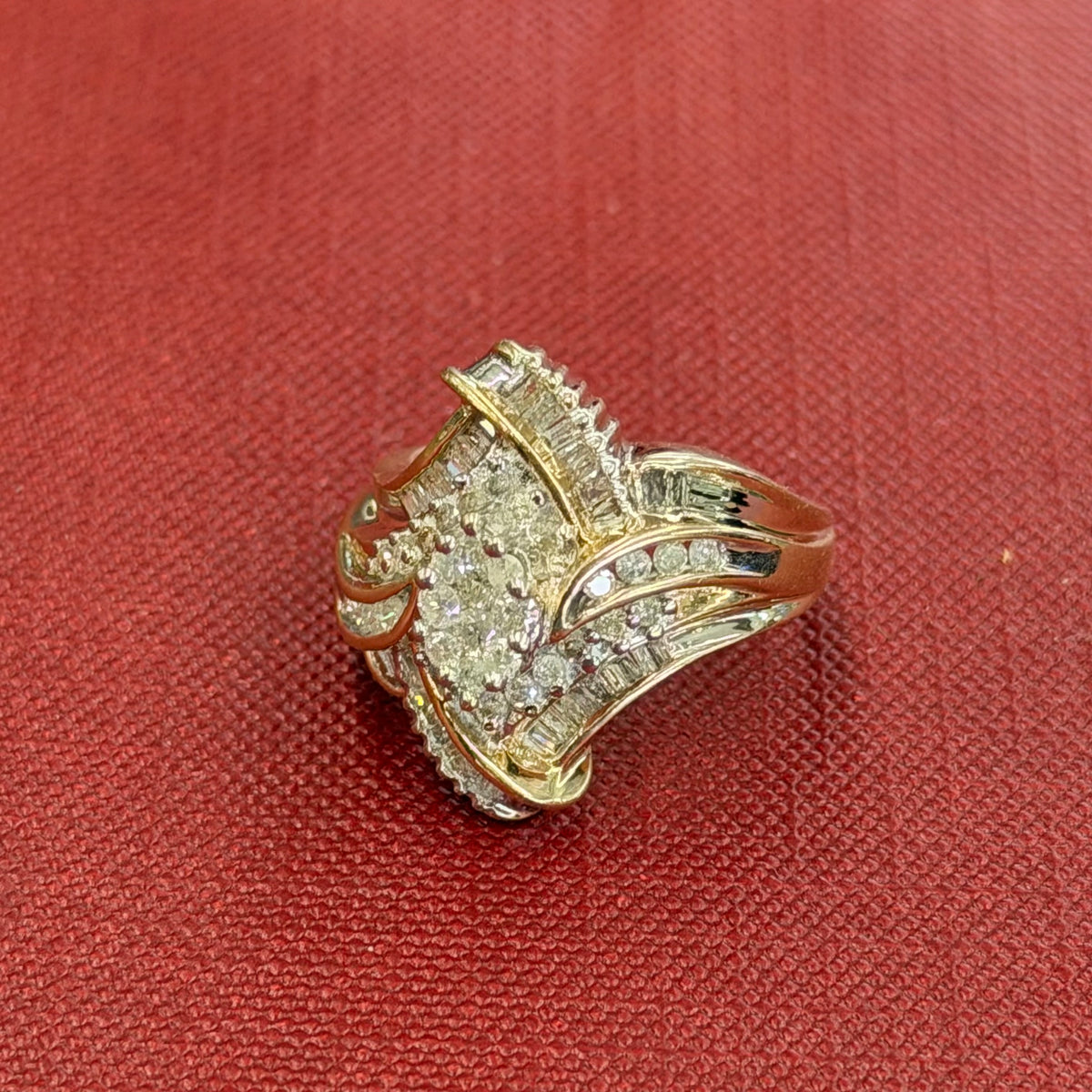 Women’s 10K Yellow Gold Natural Diamond Cluster Ring 1 CT TW