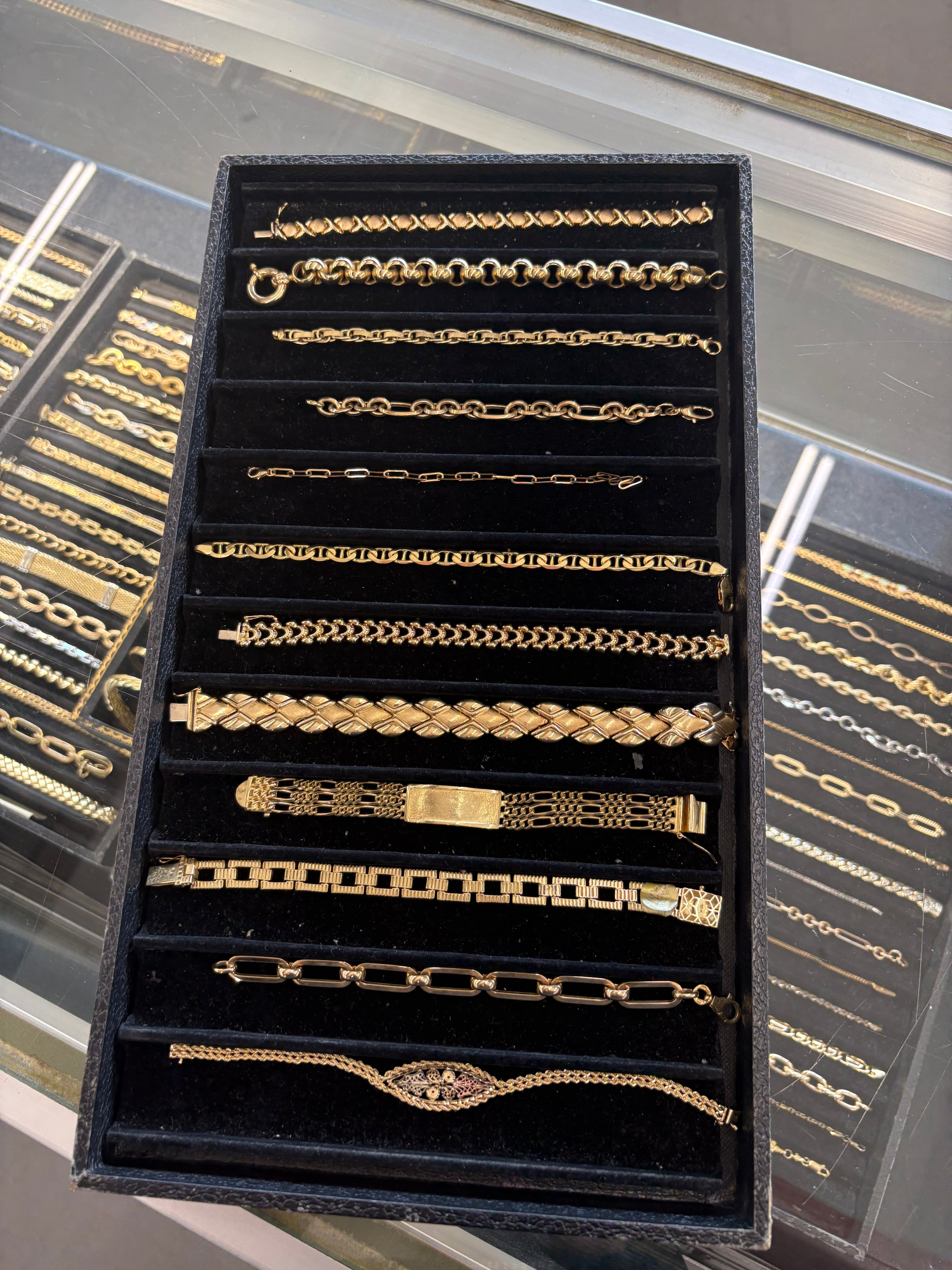 Woman’s 10K Yellow Gold X & O Semi Solid Bracelet 9.1 Grams 8 1/2 mm 7” $499.99 (863-777-GOLD)