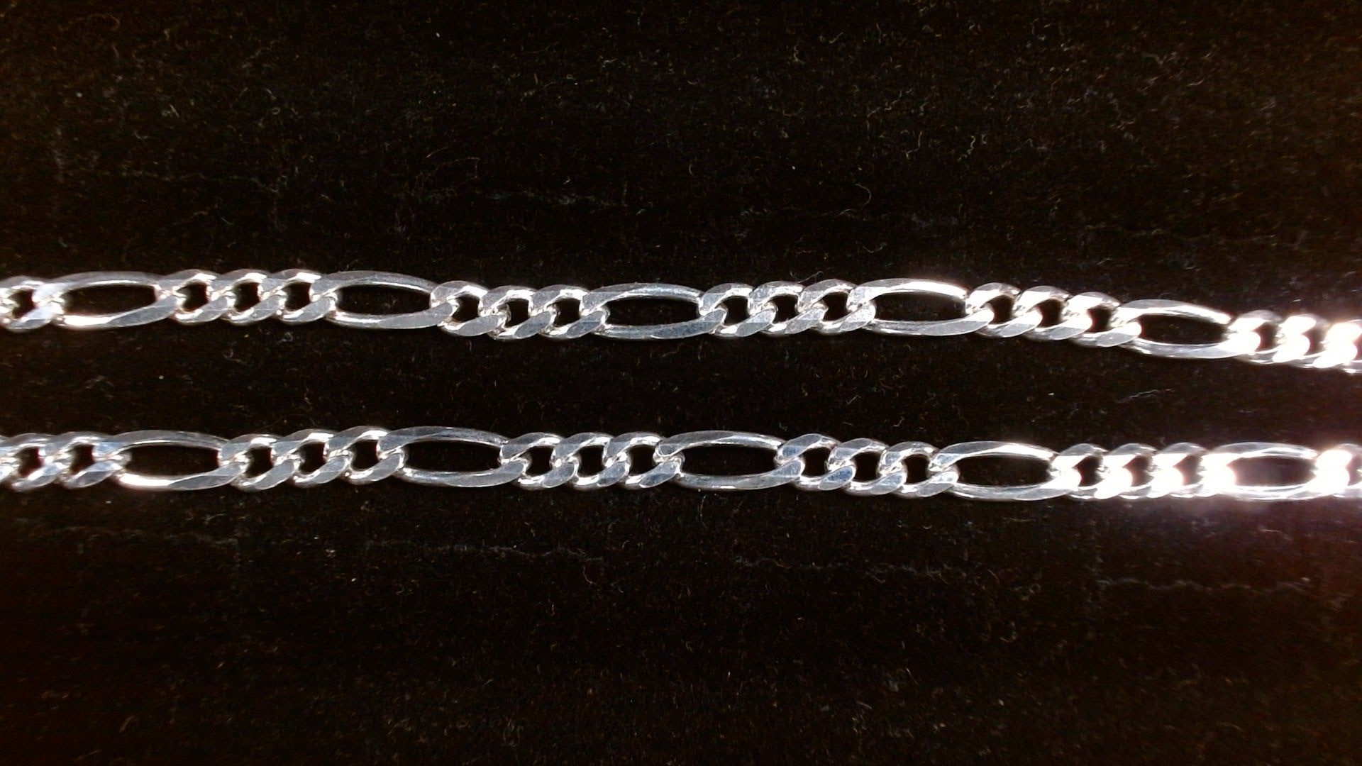 925 Sterling Silver Figaro Chain 20.0g 4.5mm x 24"